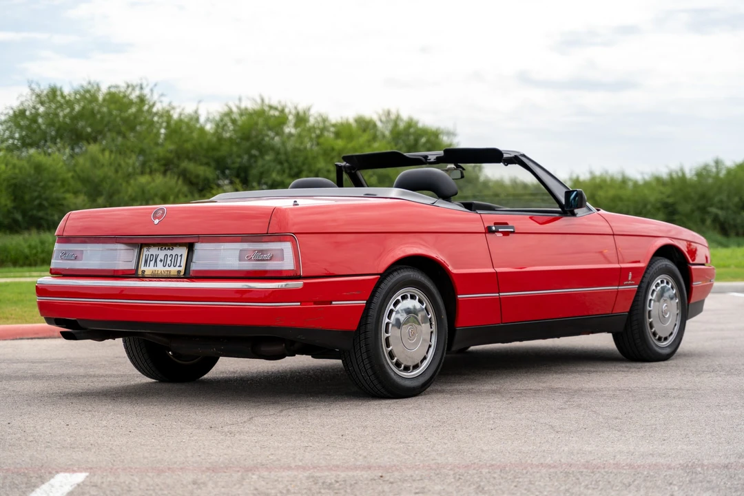1992 Cadillac Allante - Image 6 of 31