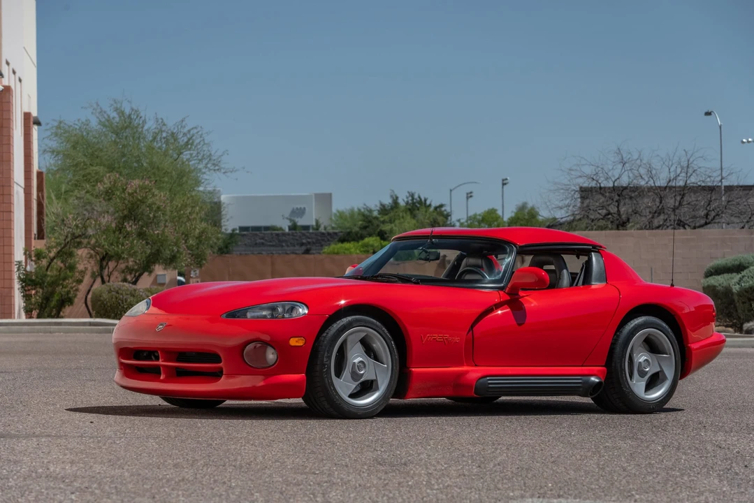 1993 Dodge Viper 1st Gen - Image 2 of 31
