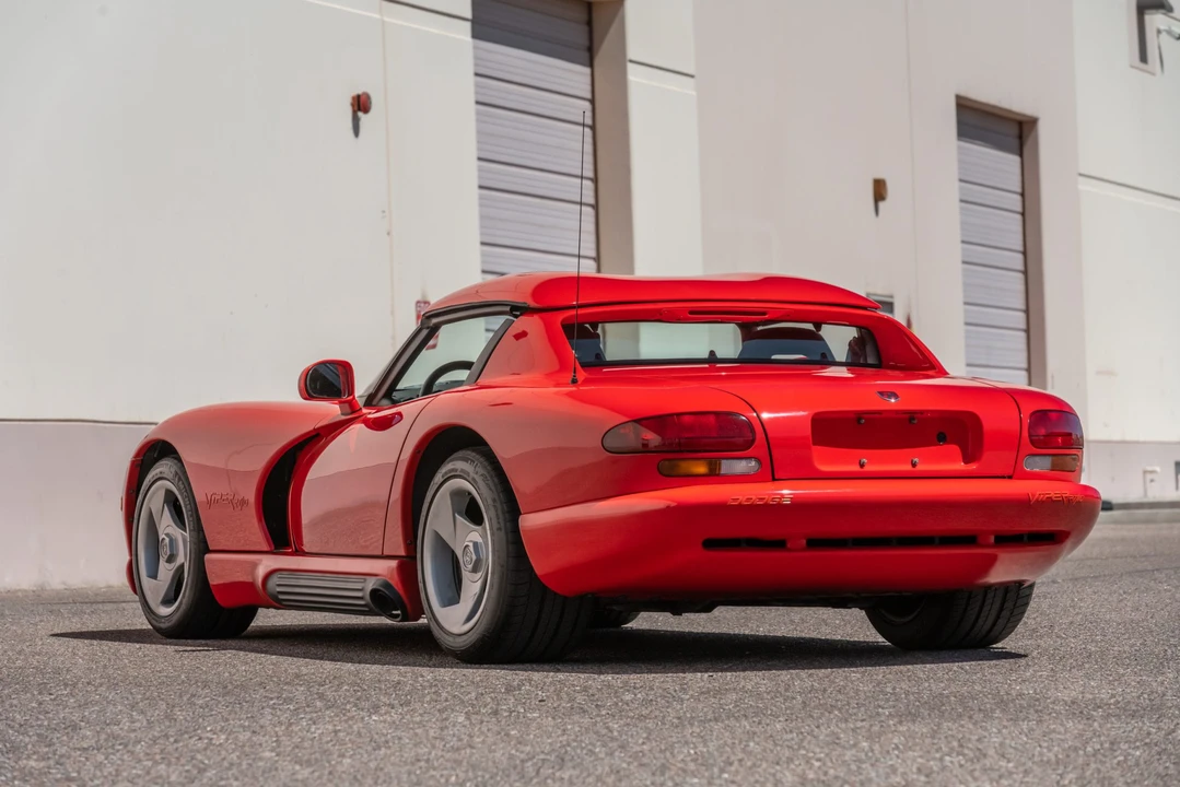 1993 Dodge Viper 1st Gen - Image 28 of 31