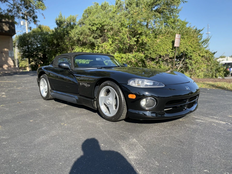 1994 Dodge Viper 1st Gen - Image 2 of 31