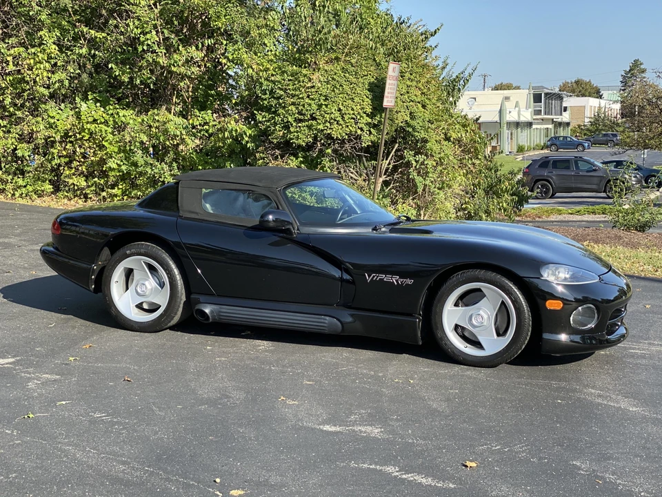 1994 Dodge Viper 1st Gen - Image 8 of 31