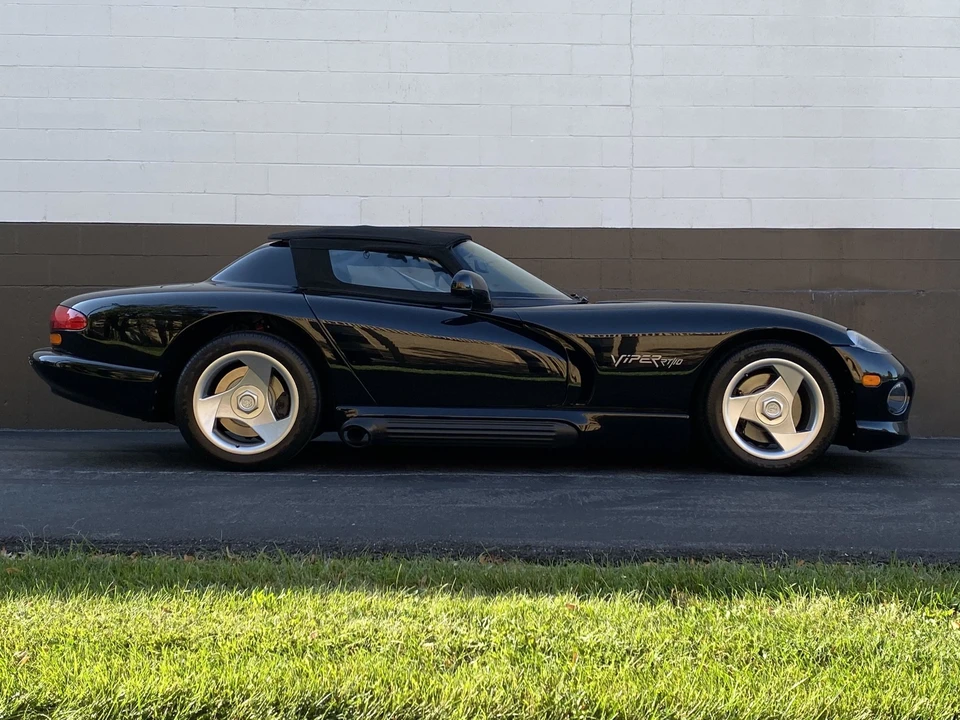 1994 Dodge Viper 1st Gen - Image 12 of 31