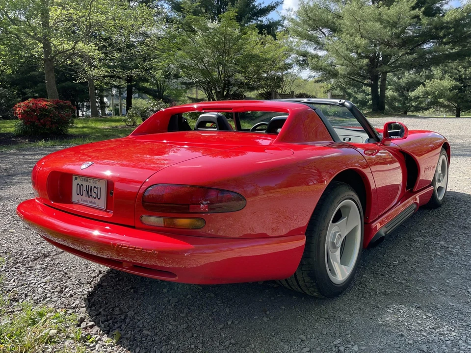 1994 Dodge Viper 1st Gen - Image 14 of 31