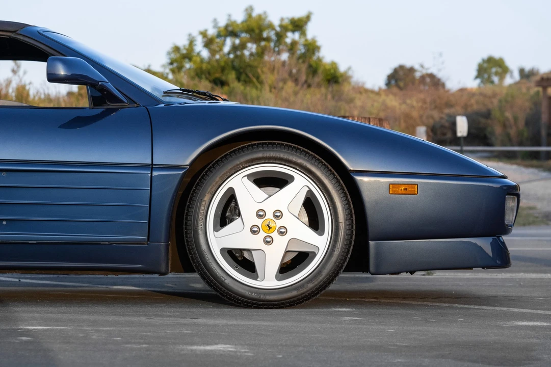 1994 Ferrari 348 Spider - Image 26 of 31