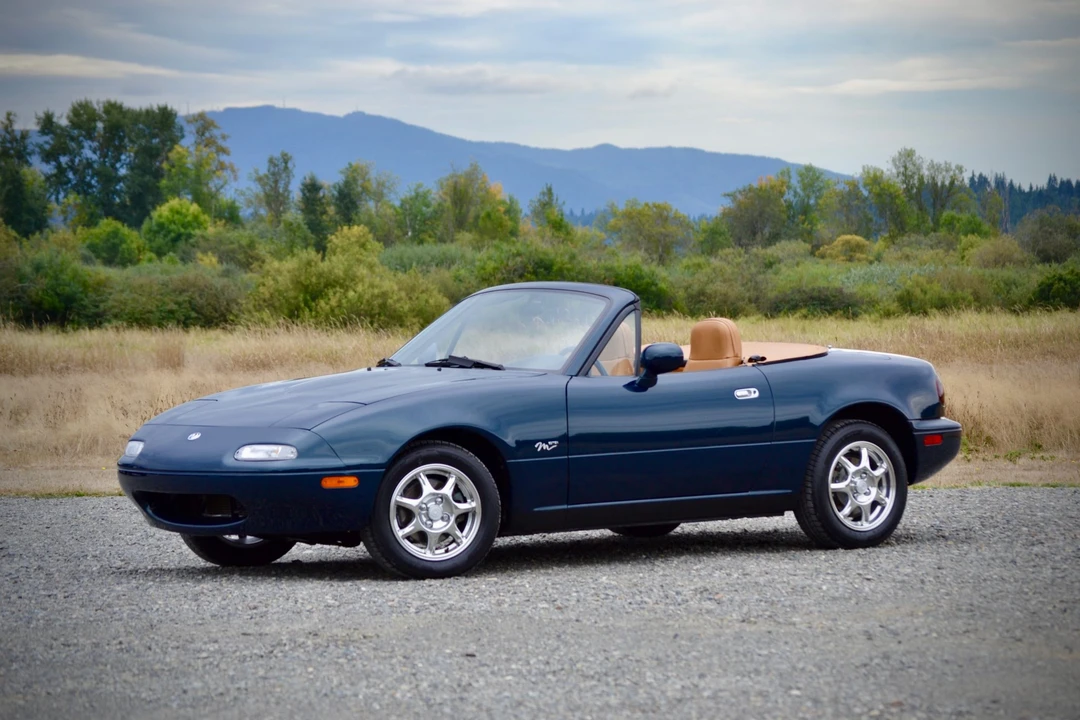 1994 Mazda NA MX-5 Miata - Image 23 of 31