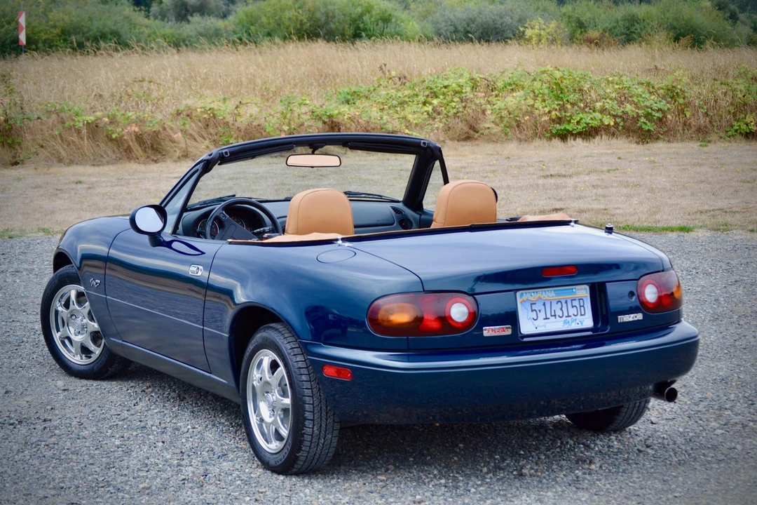 1994 Mazda NA MX-5 Miata - Image 27 of 31