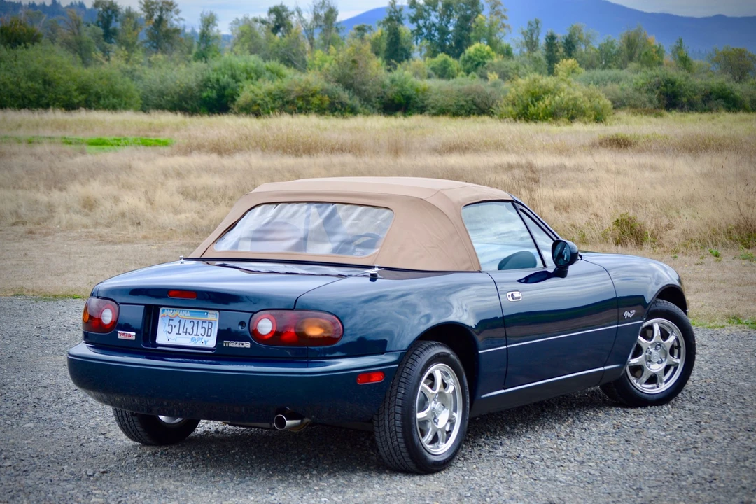 1994 Mazda NA MX-5 Miata - Image 13 of 31