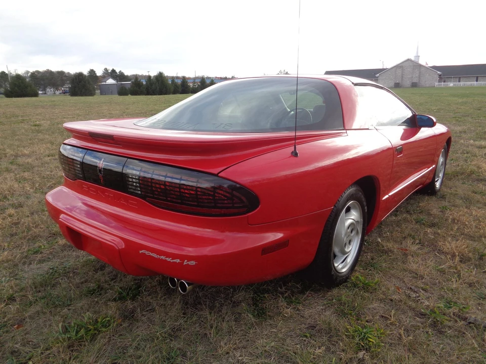 1994 Pontiac Firebird 4th Gen - Image 8 of 31