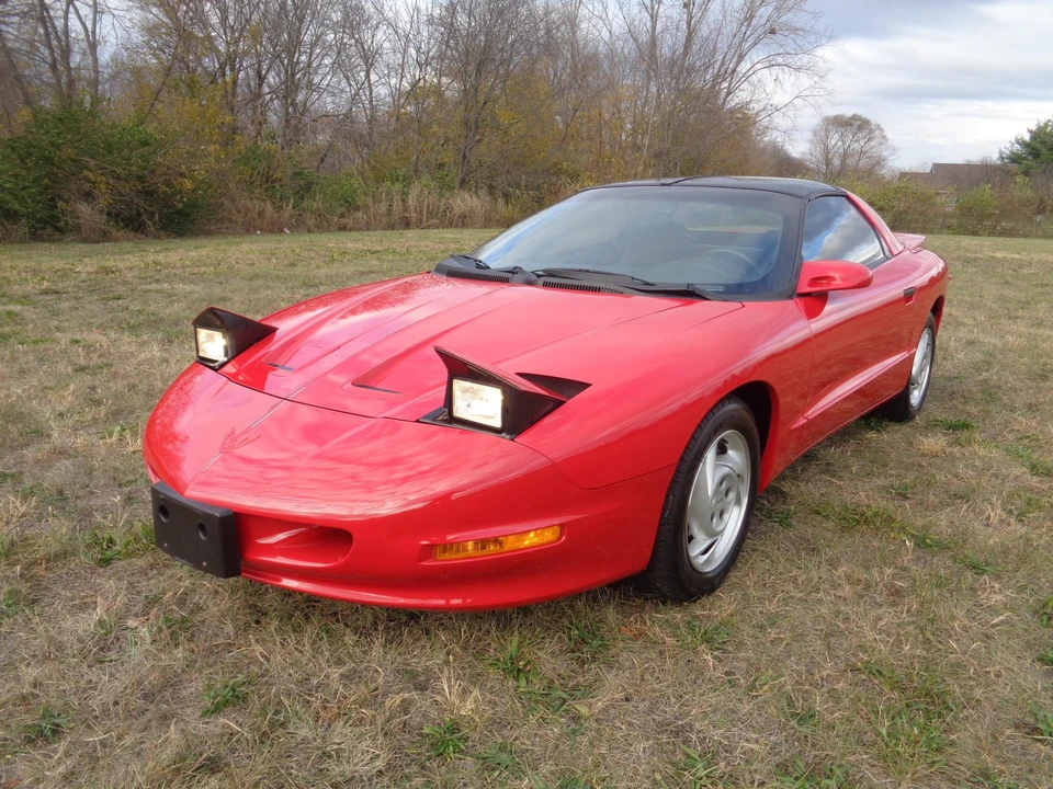 1994 Pontiac Firebird 4th Gen - Image 2 of 31