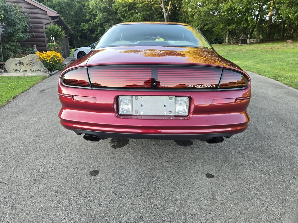 1995 Oldsmobile Aurora - Image 8 of 31