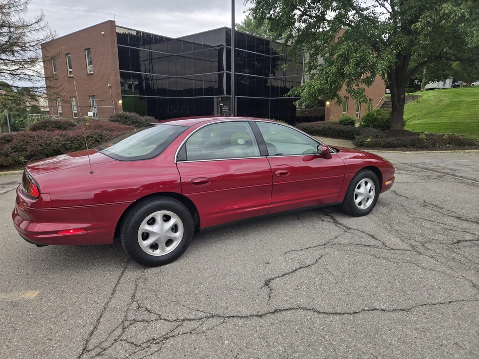 1995 Oldsmobile Aurora - Image 12 of 31