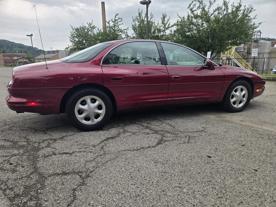 1995 Oldsmobile Aurora - Image 13 of 31