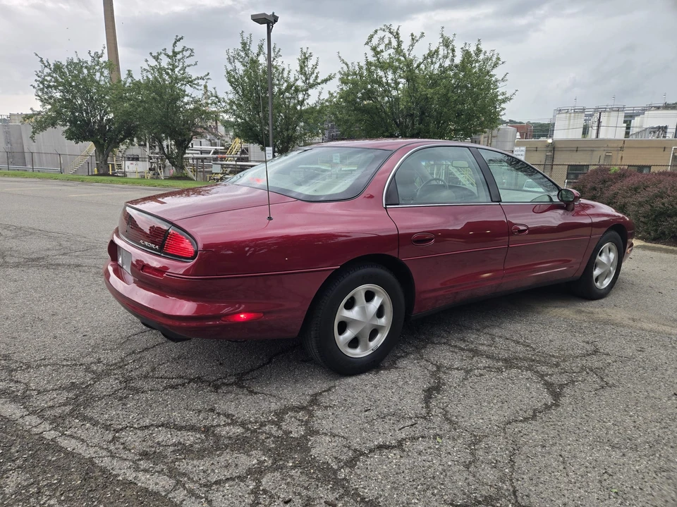 1995 Oldsmobile Aurora - Image 11 of 31
