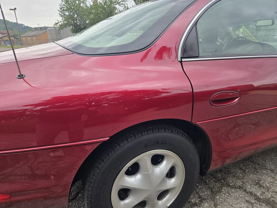 1995 Oldsmobile Aurora - Image 28 of 31