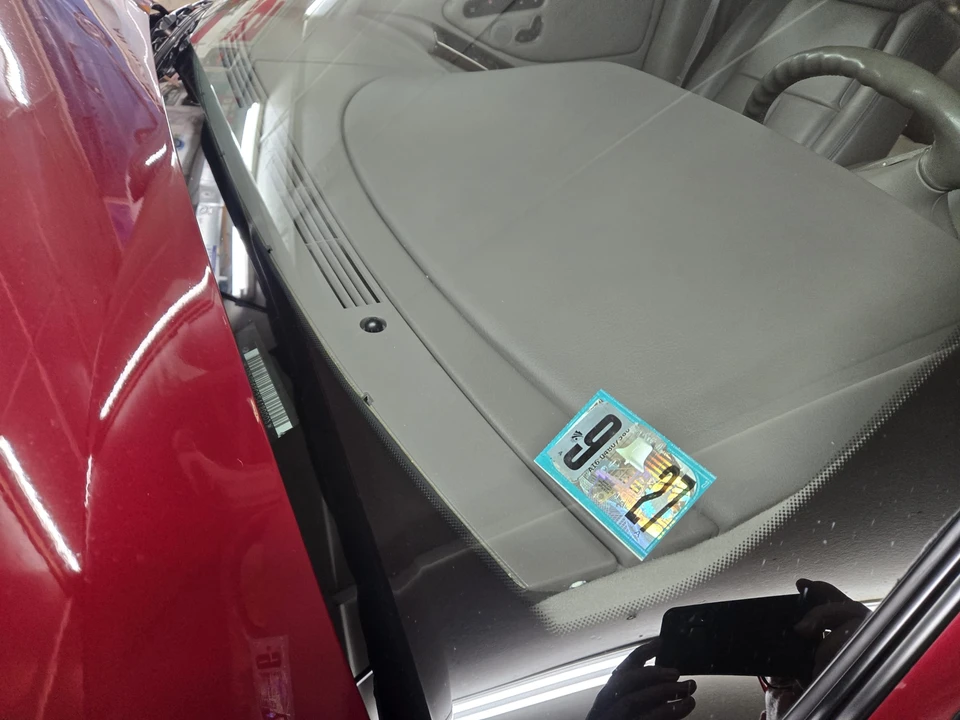 1995 Oldsmobile Aurora - Image 20 of 31