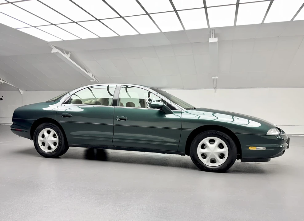 1995 Oldsmobile Aurora - Image 17 of 31