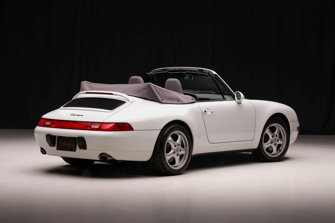 1995 Porsche 993 Carrera - Image 13 of 31