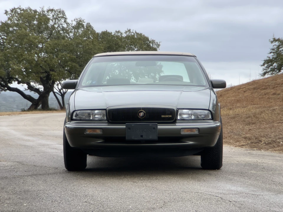 1996 Buick Regal - Image 15 of 31