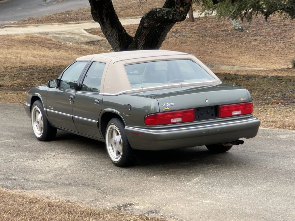 1996 Buick Regal - Image 5 of 31