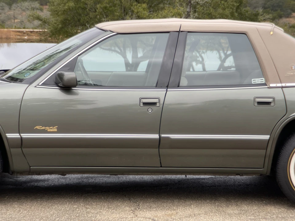 1996 Buick Regal - Image 24 of 31