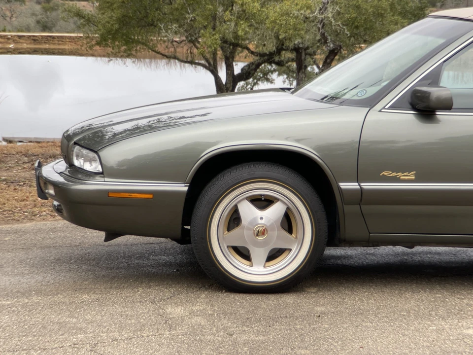1996 Buick Regal - Image 20 of 31