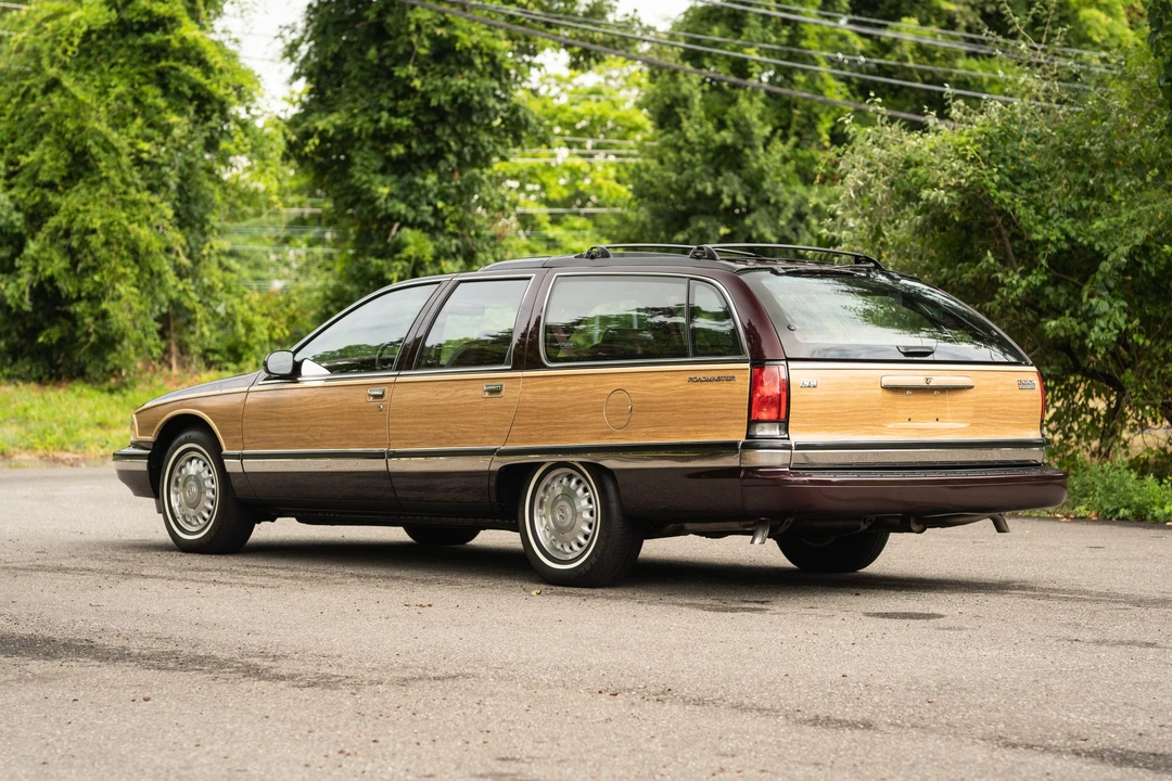 1996 Buick Roadmaster - Image 9 of 31