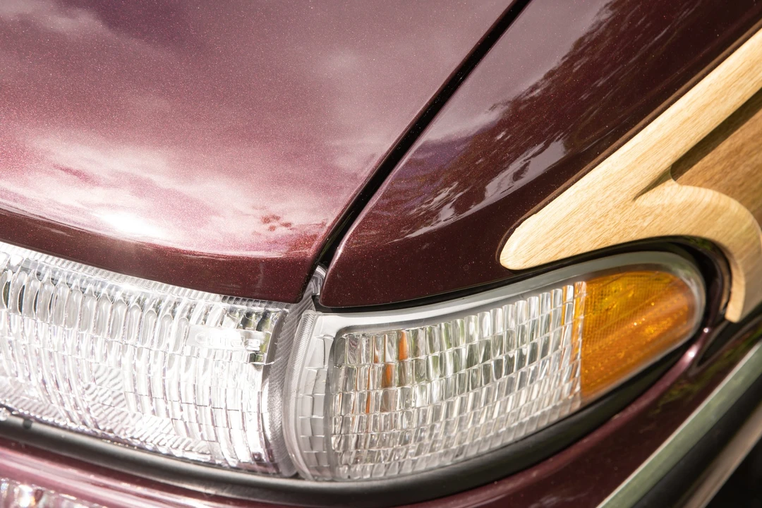 1996 Buick Roadmaster - Image 28 of 31