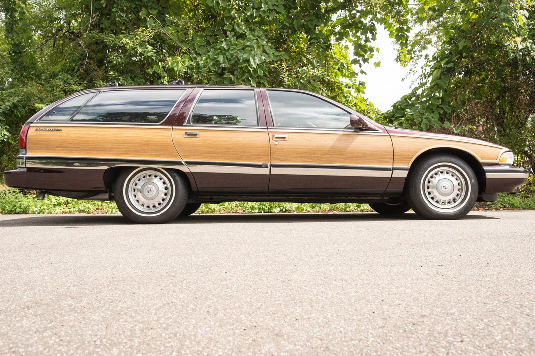1996 Buick Roadmaster - Image 18 of 31