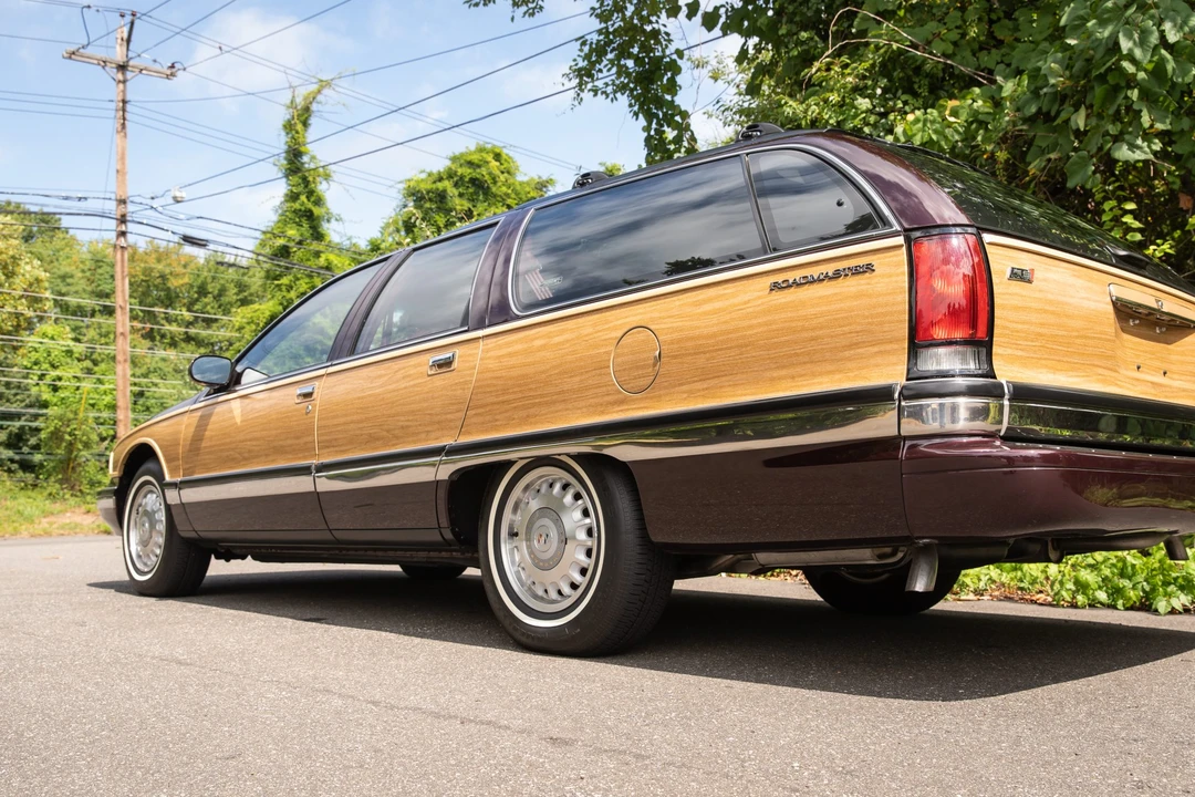 1996 Buick Roadmaster - Image 10 of 31