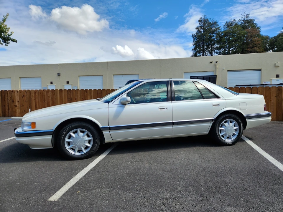 1996 Cadillac Seville - Image 2 of 31