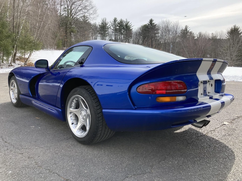 1996 Dodge Viper GTS 2nd Gen - Image 19 of 31