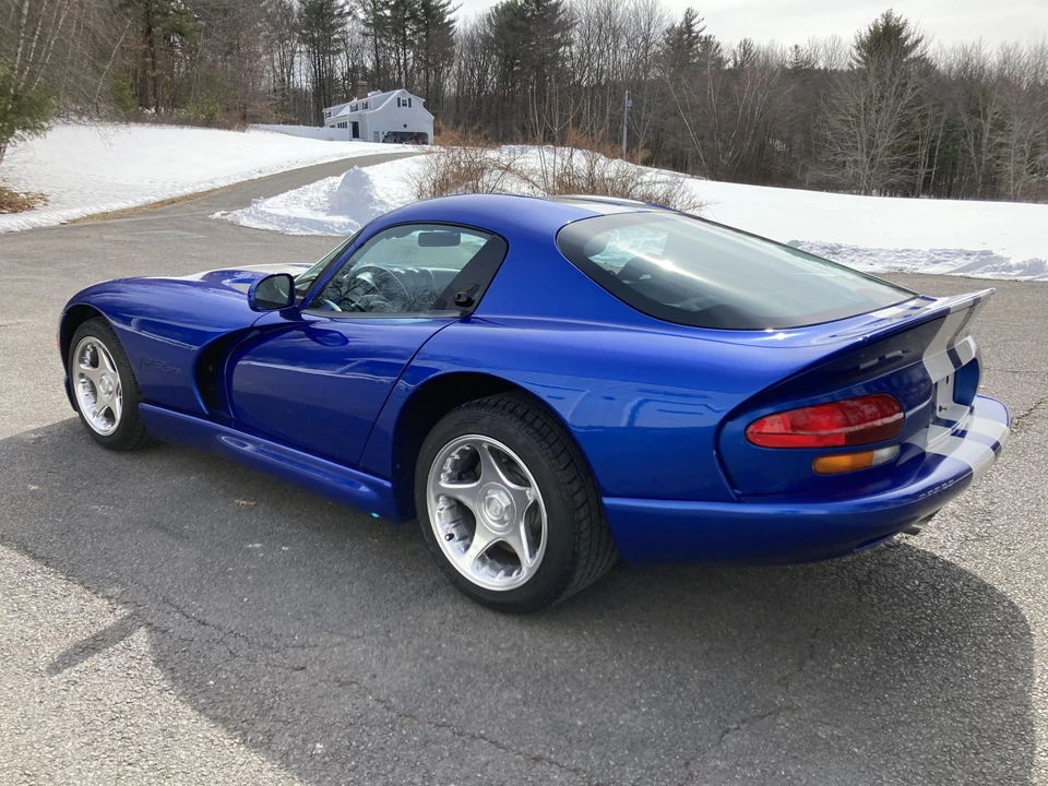 1996 Dodge Viper GTS 2nd Gen - Image 20 of 31
