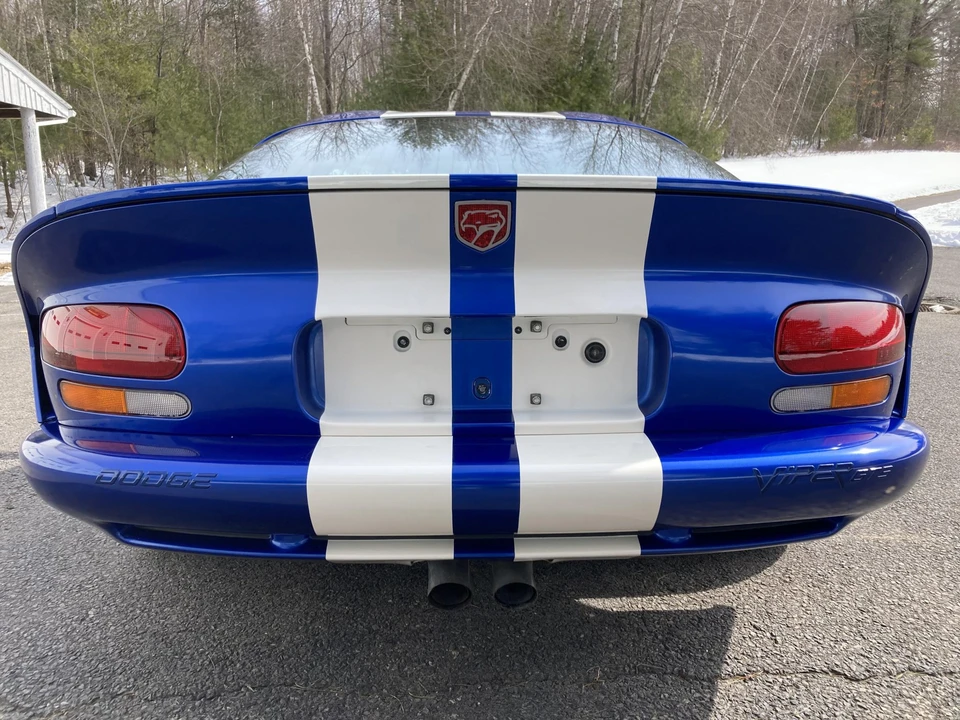 1996 Dodge Viper GTS 2nd Gen - Image 17 of 31