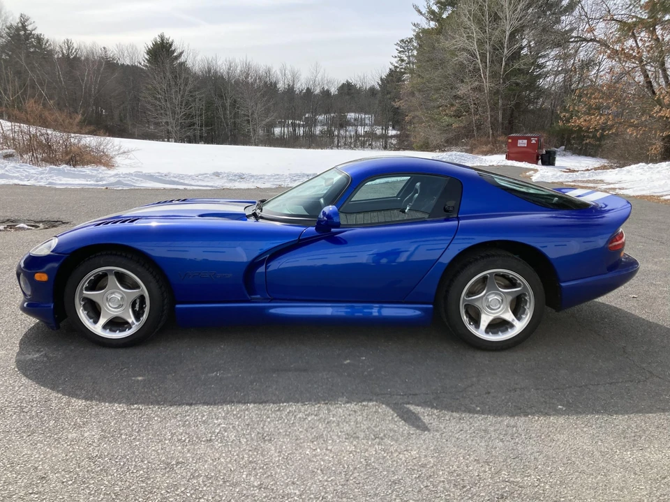 1996 Dodge Viper GTS 2nd Gen - Image 21 of 31