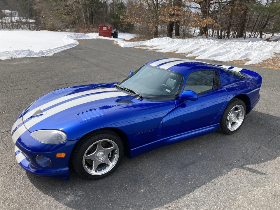 1996 Dodge Viper GTS 2nd Gen - Image 2 of 31