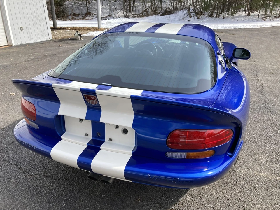 1996 Dodge Viper GTS 2nd Gen - Image 15 of 31