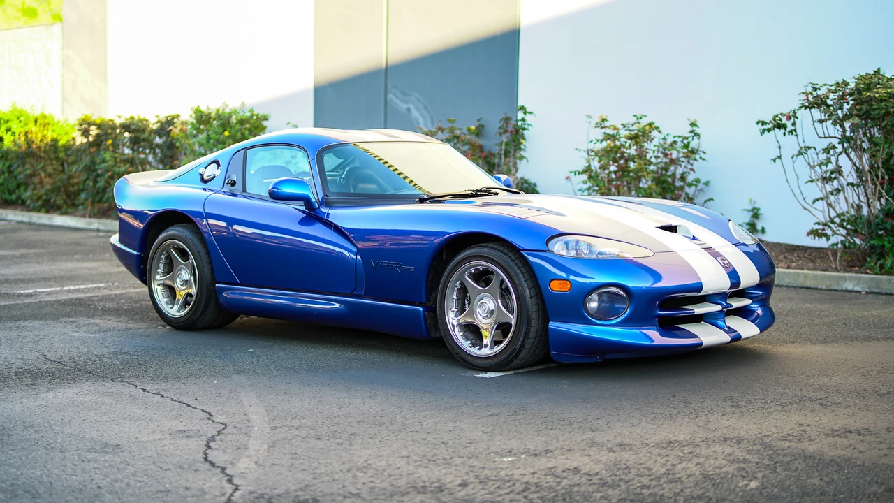 1996 Dodge Viper GTS 2nd Gen - Image 22 of 31