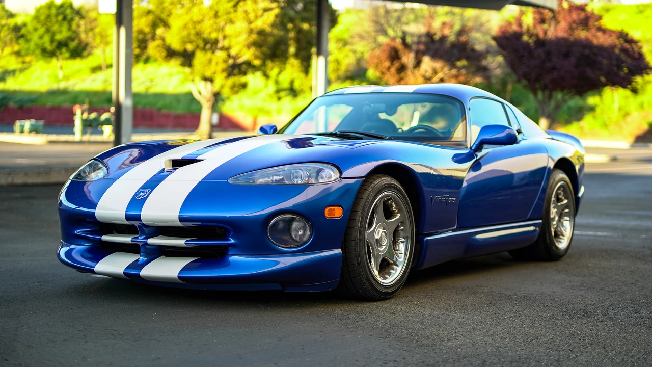 1996 Dodge Viper GTS 2nd Gen - Image 4 of 31