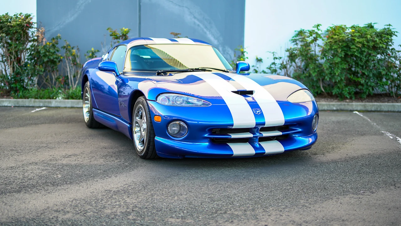1996 Dodge Viper GTS 2nd Gen - Image 17 of 31