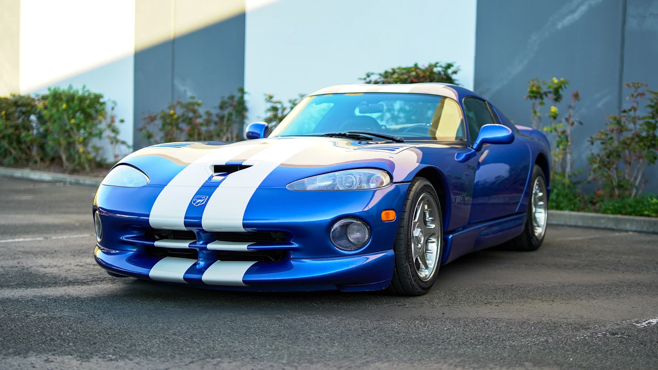 1996 Dodge Viper GTS 2nd Gen - Image 8 of 31