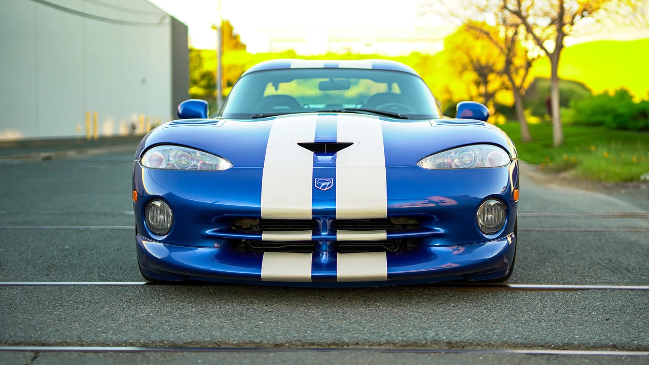 1996 Dodge Viper GTS 2nd Gen - Image 12 of 31