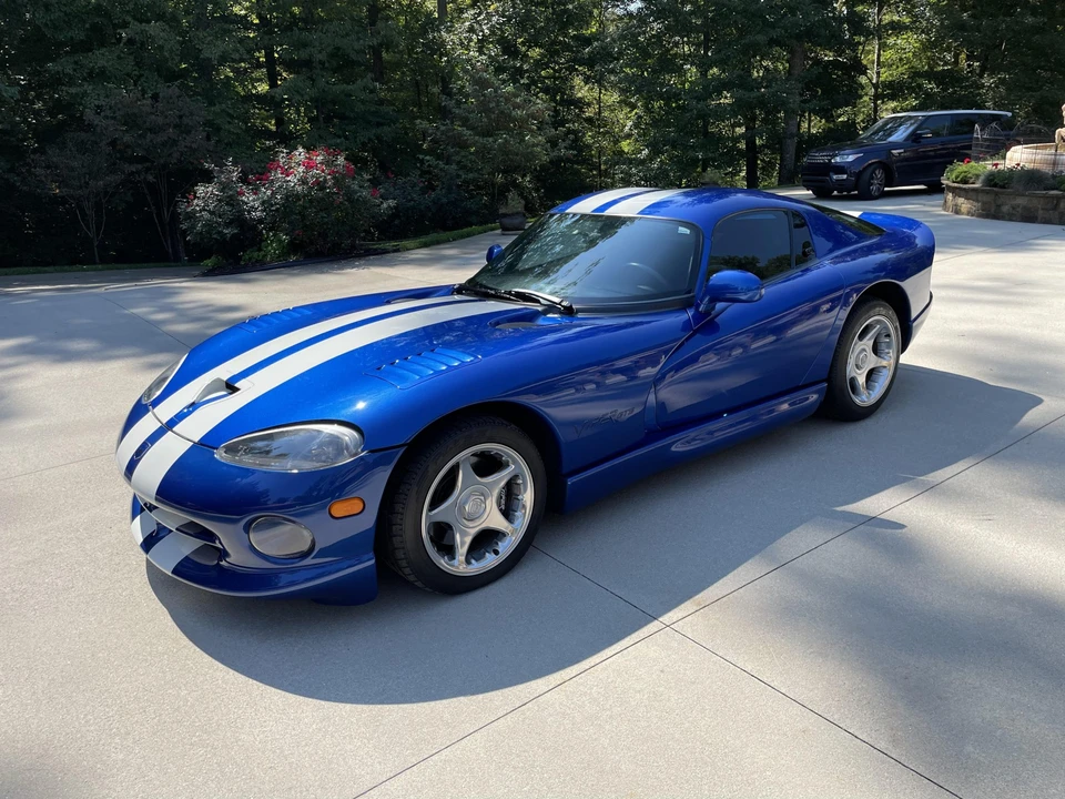 1996 Dodge Viper GTS 2nd Gen - Image 2 of 31