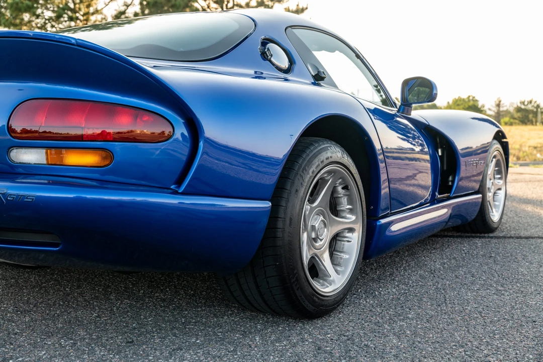 1996 Dodge Viper GTS 2nd Gen - Image 15 of 31