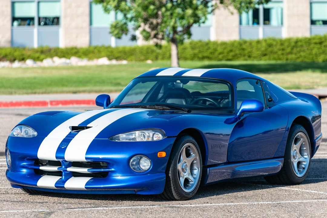 1996 Dodge Viper GTS 2nd Gen - Image 2 of 31
