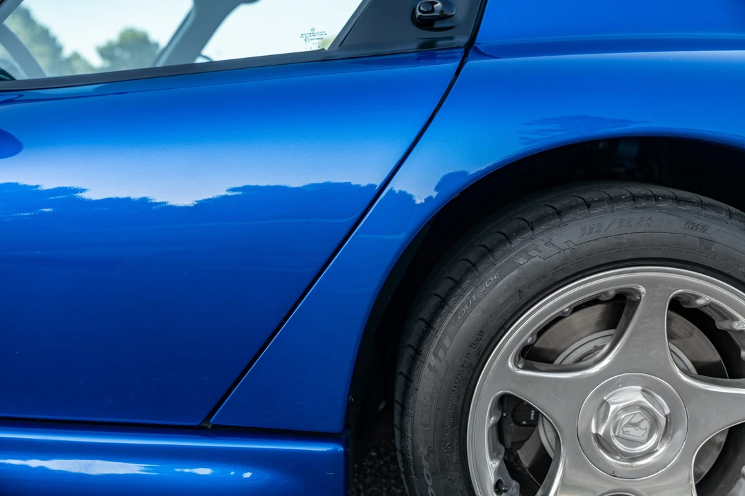 1996 Dodge Viper GTS 2nd Gen - Image 19 of 31