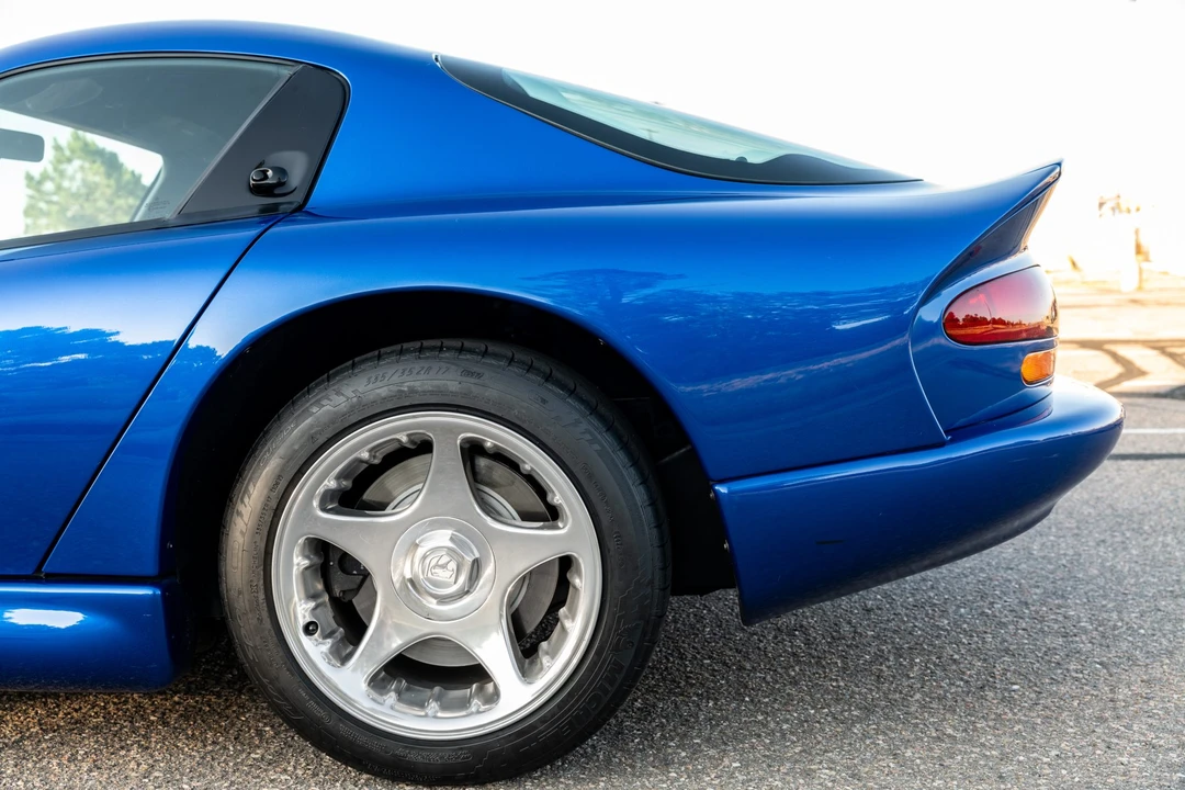 1996 Dodge Viper GTS 2nd Gen - Image 13 of 31
