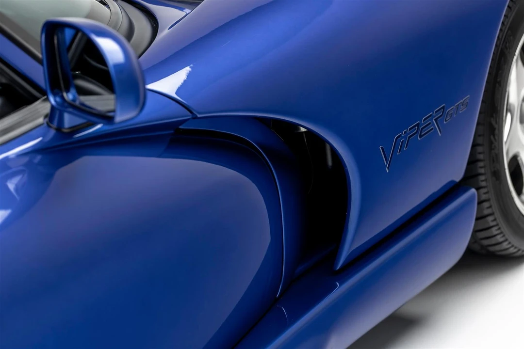 1996 Dodge Viper GTS 2nd Gen - Image 21 of 31
