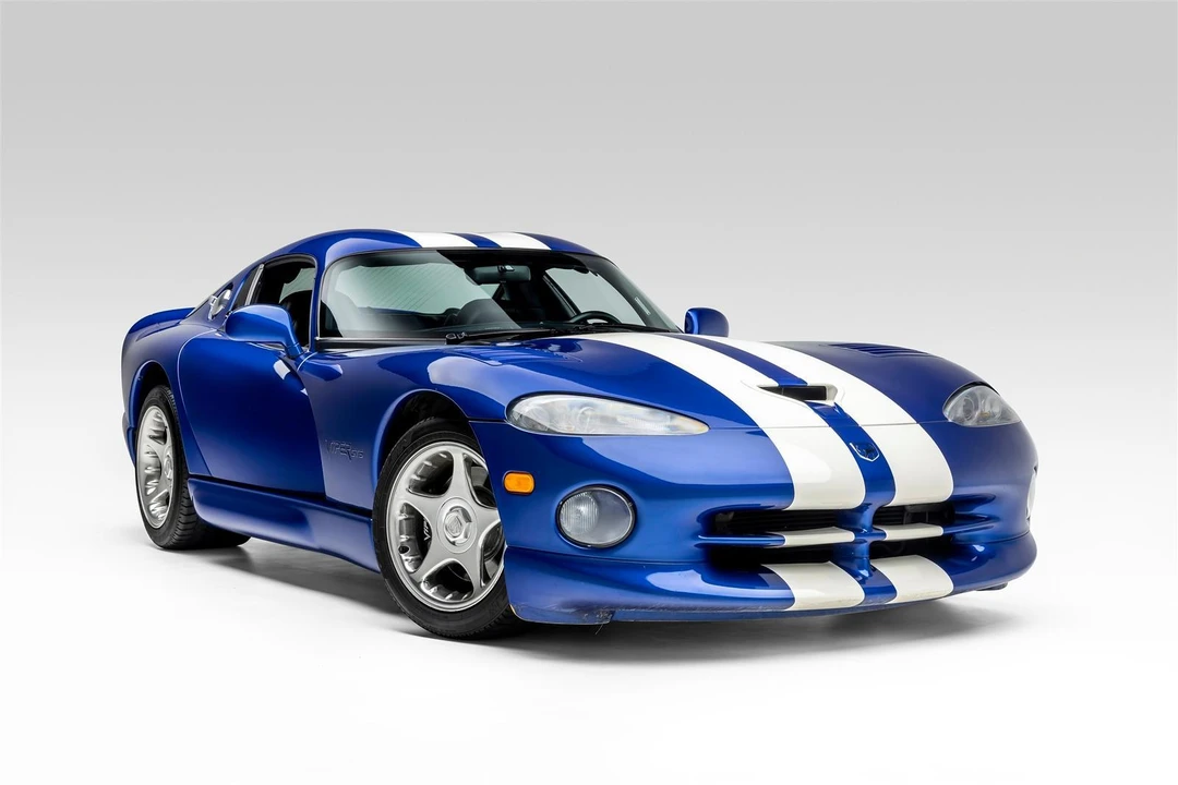 1996 Dodge Viper GTS 2nd Gen - Image 11 of 31