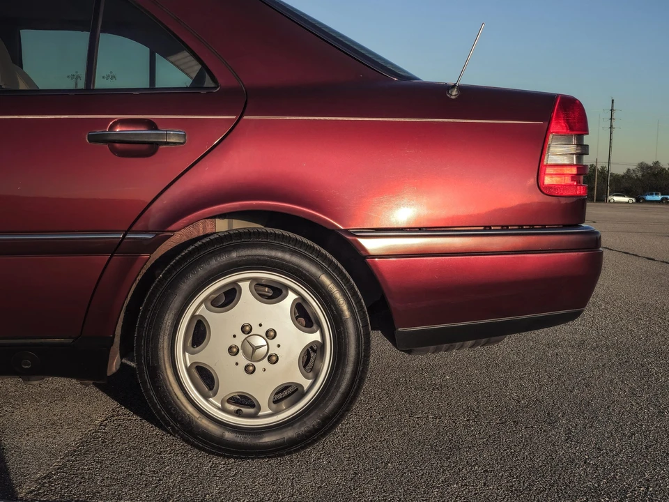 1996 Mercedes-Benz W202 C-Class - Image 26 of 31
