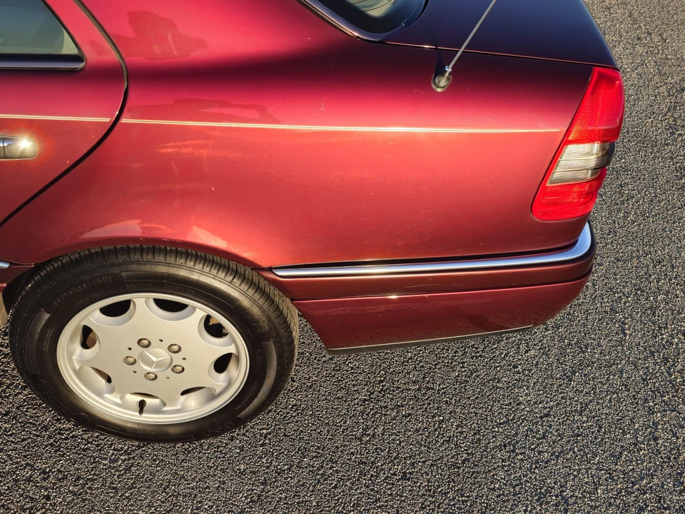 1996 Mercedes-Benz W202 C-Class - Image 24 of 31